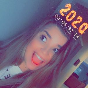 Meet your Posher, Gina